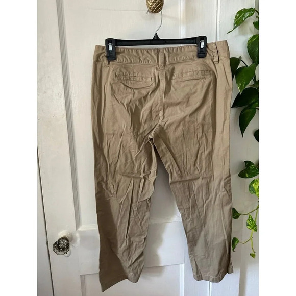 G.H. Bass & Co women’s size 8 khaki pants - Picture 5 of 6